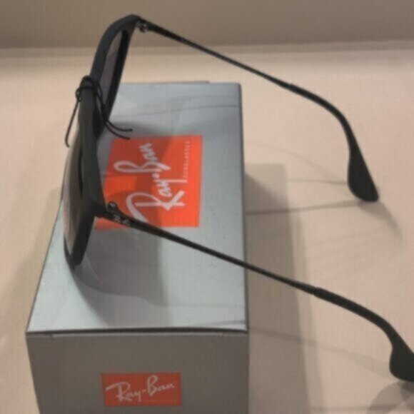 NEW Ray-Ban Aviators  sunglasses Erika RB4171 POLARIZED main image 5